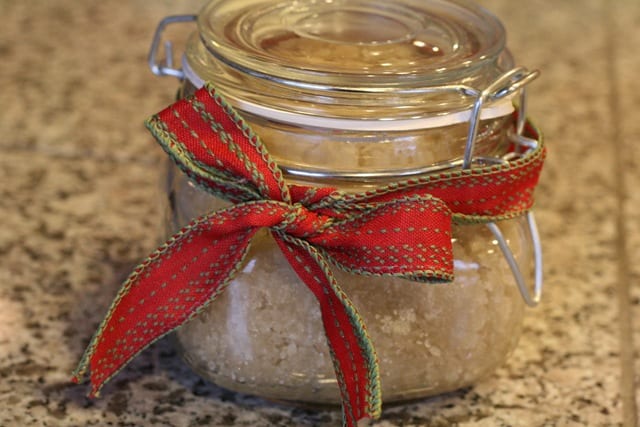 holiday gift sugar scrub