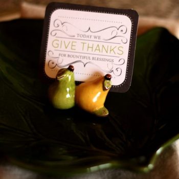 Thanksgiving Table Place Cards | Free Printables on Today's Creative Life