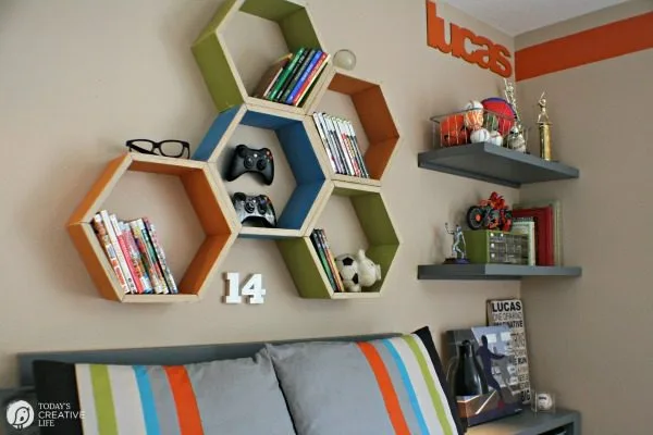 Bedroom Makeover Ideas for Boys | Hexagon Shelving. TodaysCreativeLife.com