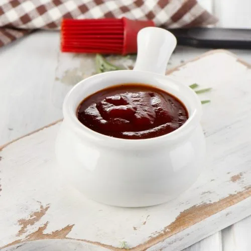 BBQ Sauce Recipe with Coffee | This tangy Barbecue Sauce has a kick. Great for burgers, steak, ribs or chicken! Find the recipe on TodaysCreativeLife.com