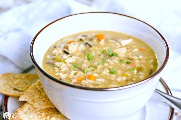 Chicken and Wild Rice Soup | Easy to make | TodaysCreativelife.com