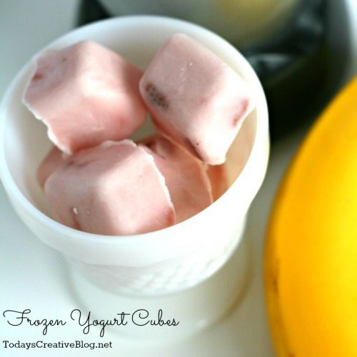 Freezing Yogurt cubes for Smoothies | TodaysCreativeblog.net