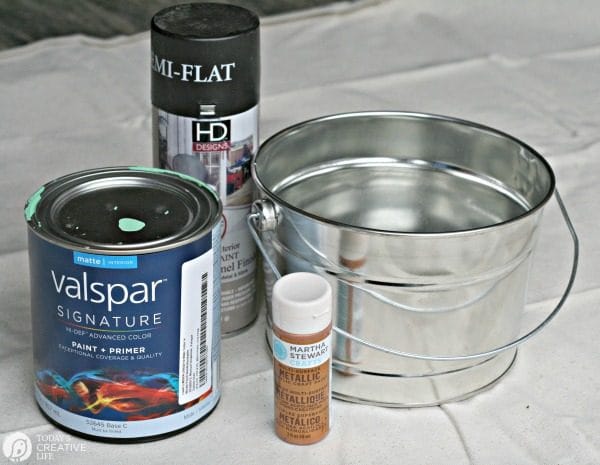 Aged Metal Paint Finish | Supplies Needed | TodaysCreativeLife.com