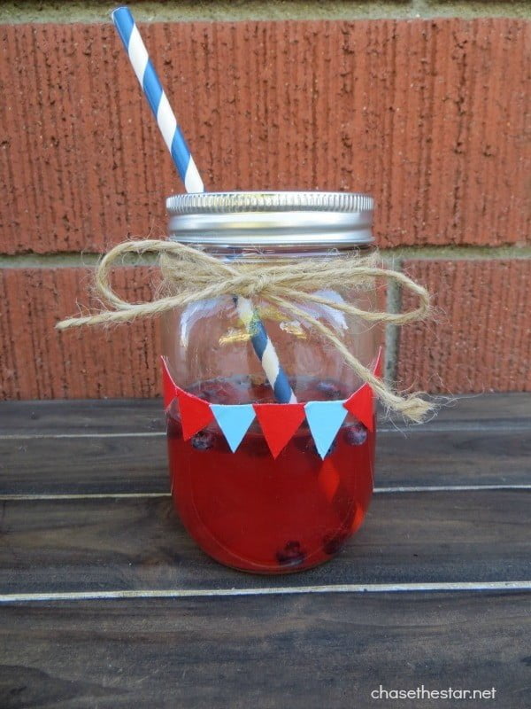 Duck Tape Mason Jar | TodaysCreativeLife.com