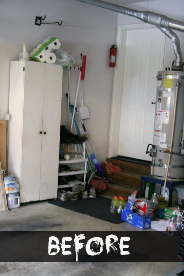 Create Garage Organization (before) | TodaysCreativeBlog.net