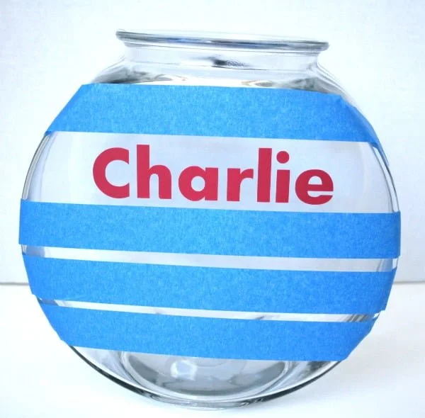 How to Etch Glass | This step by step tutorial will teach you how easy this DIY craft is. Etch on any smooth glass surface for creative home decor or gift ideas. 