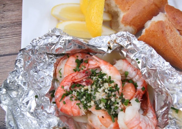 Grilled Shrimp |Lemon Butter, Chive,Garlic Shrimp| Tin foil dinners | Dinner for Camping | Campfire meals | Grilling and BBQing | TodaysCreativeLife.com