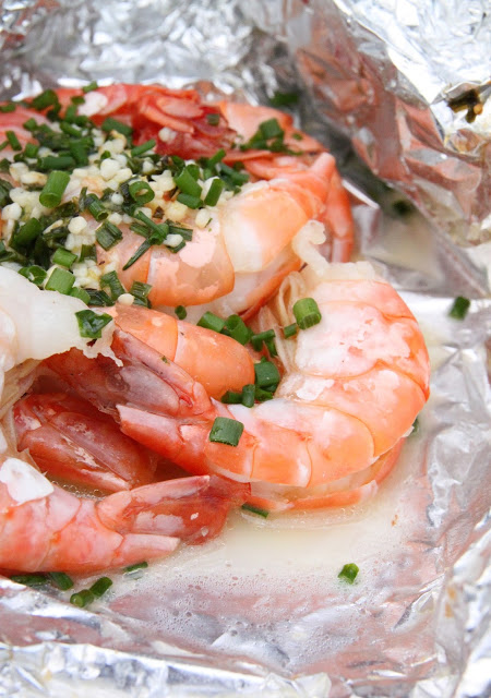 Grilled Shrimp |Lemon Butter, Chive,Garlic Shrimp| Tin foil dinners | Dinner for Camping | Campfire meals | Grilling and BBQing | TodaysCreativeLife.com