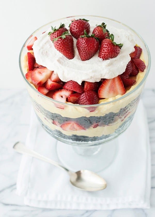 Chocolate Covered Strawberry Trifle | Easy Dessert Recipe | layered dessert | Pudding and strawberries | See more recipes on TodaysCreativeLife.com