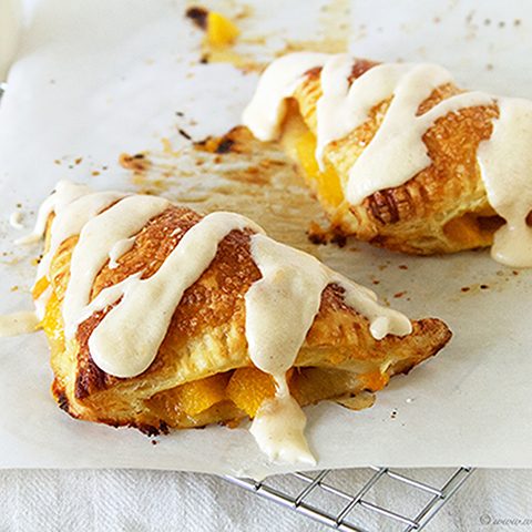 Easy Peach Turnovers Recipe