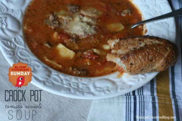 crock pot tomato ravioli soup | TodaysCreativeBlog.net