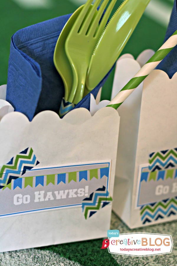 Football Party Ideas | Free printables for your football party. Superbowl party ideas. See more on TodaysCreativelife.com