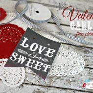 Chalkboard Valentine Printables {diy garland}