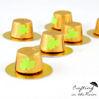 Rolo leprechaun hats by Crafting in the Rain for TodaysCreativeBlog.net