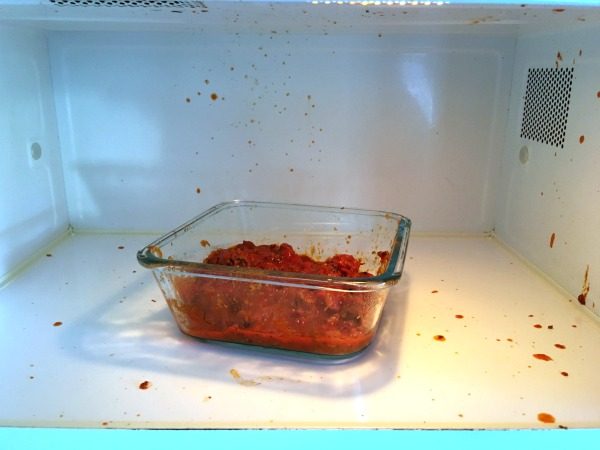 How to Clean and Deodorize A Microwave - Today's Creative Life