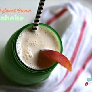 Peaches and Sweet Cream Milkshake with Coffee Creamer | Easy to make Milkshake Recipe