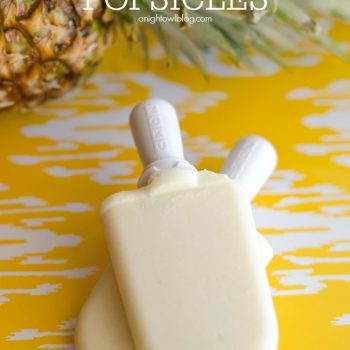 Dole Whip Popsicles from A Night Owl | TodaysCreativeBlog.net