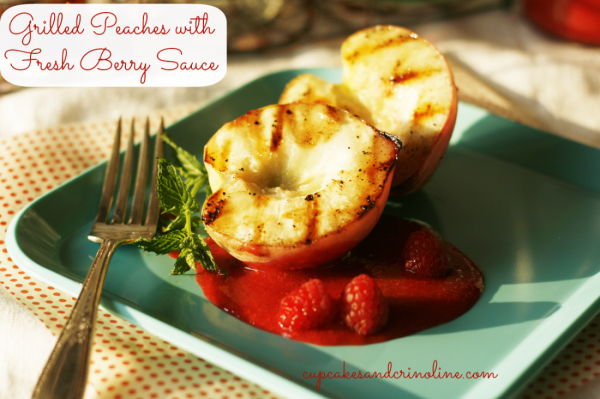 Grilled-peaches-with-fresh-berry-sauce | TodaysCreativeBlog.net