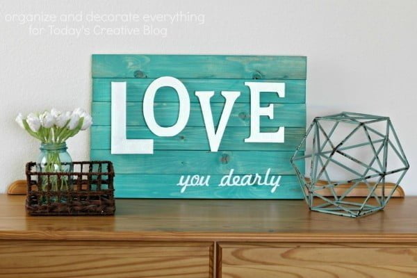 DIY Wood Slat Sign | TodaysCreativeBlog.net