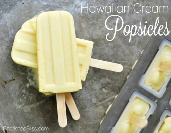 Hawaiian Cream Popsicles | TodaysCreativeBlog.net