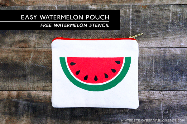 DIY: Easy Watermelon Slice Pouch {free stencil} | TodaysCreativeBlog.net