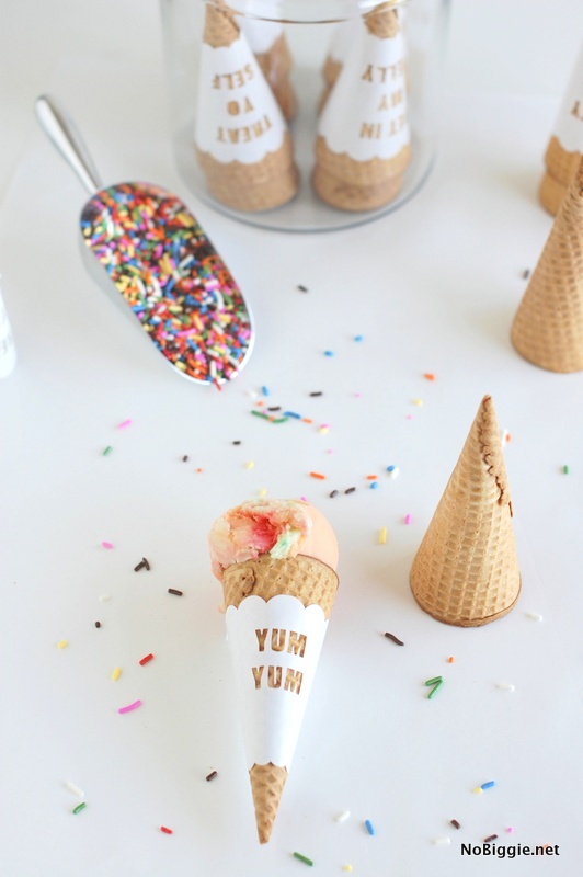 make-your-own-customized-ice-cream-cone-wrappers-NoBiggie.net_