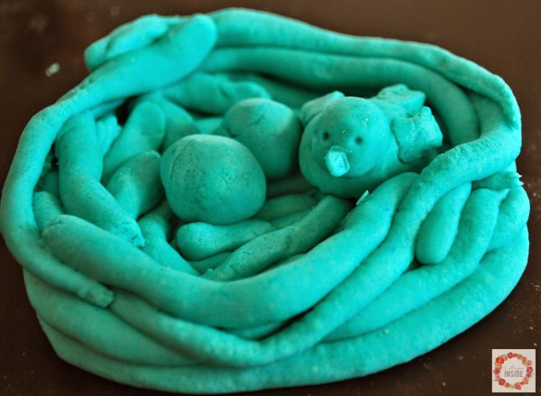 Birds nest made with Soapy Dough - Play Dough Recipe | TodaysCreativeBlog.net