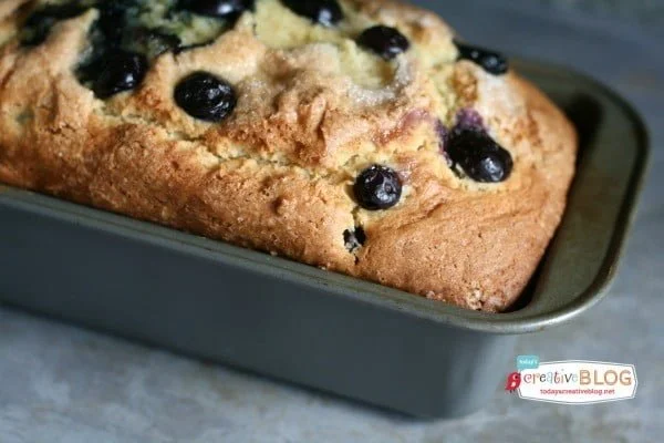 Blueberry Lemon Bread with Lemon Glaze | This quick bread is bursting with flavor! See the recipe on TodaysCreativeLife.com