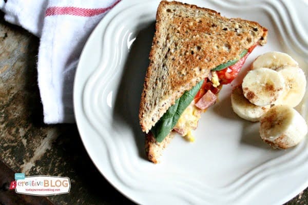 Easy Breakfast Sandwich | TodaysCreativeBlog.net