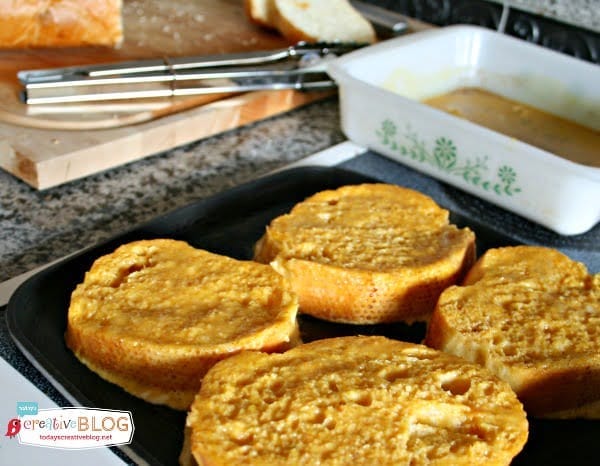 Pumpkin Crusted French Toast | TodaysCreativeBlog.net