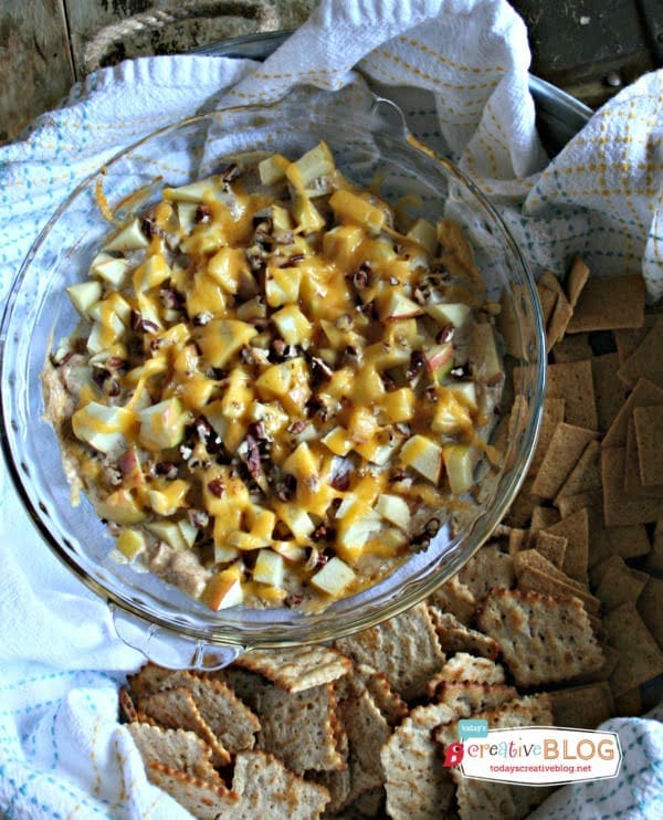 Hot Apple Pie Dip Recipe | TodaysCreativeBlog.net