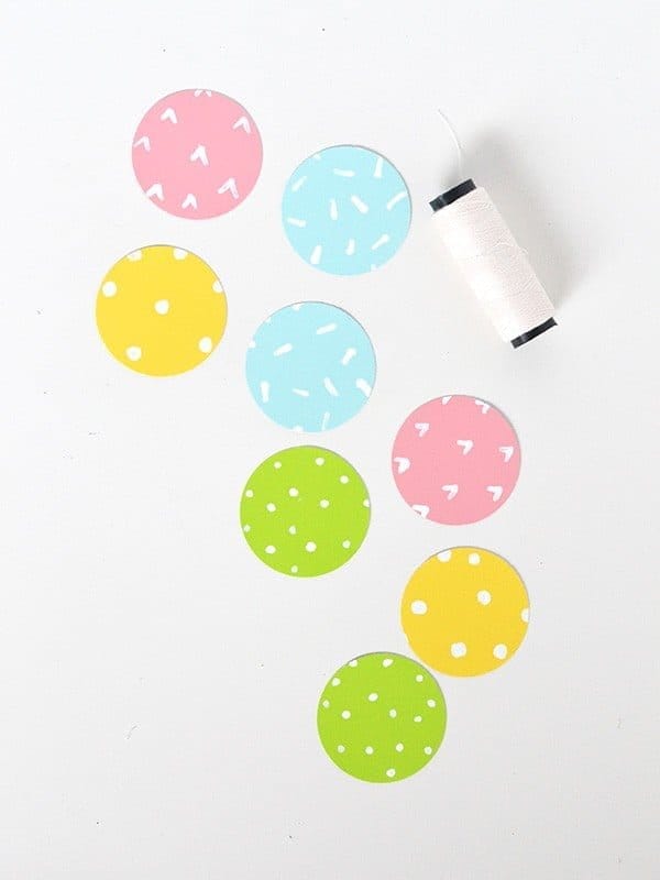 Paint Chip Garland | TodaysCreativeblog.net