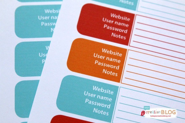 Printable Password Log | Keep track of your passwords with this easy password tracker. See more on TodaysCreativeLife.com