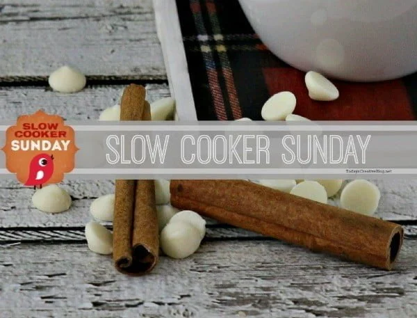 Crockpot White Chocolate Latte | Slow Cooker Sunday on TodaysCreativeBlog.net