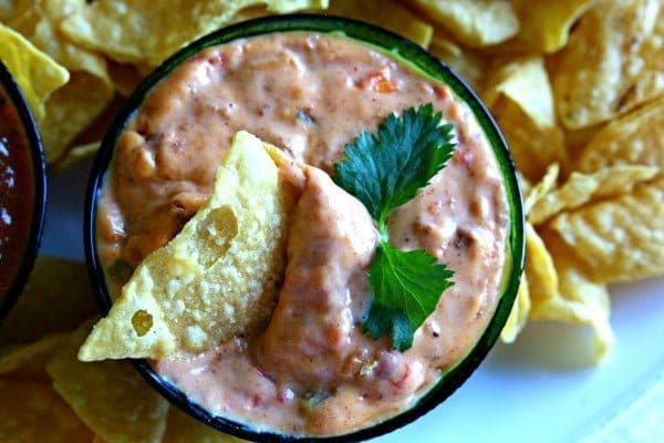 Crockpot Queso Recipe | TodaysCreativeBlog.net