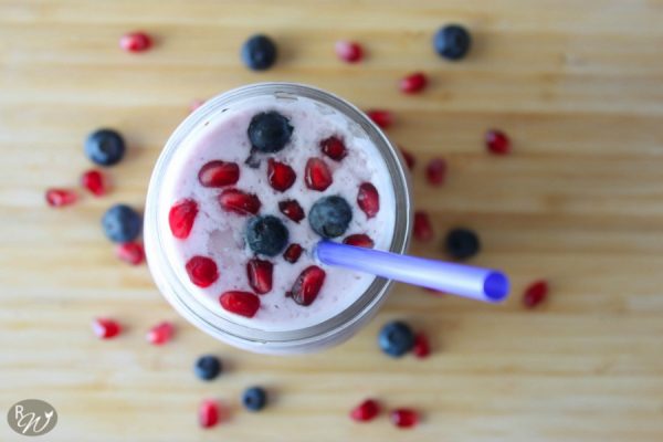 Pomegranate Blueberry Coconut Smoothie by the Rustic Willow| TodaysCreativeBlog.net