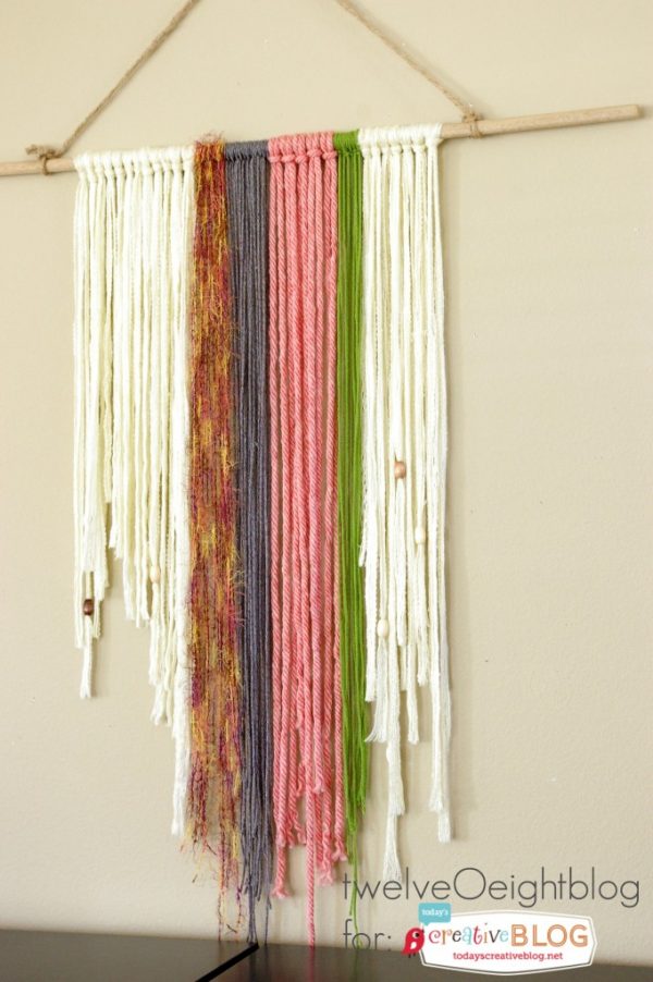 DIY Yarn Wall Hanging Tutorial | Get the boho look with your own diy project! See the tutorial on TodaysCreativeLife.com