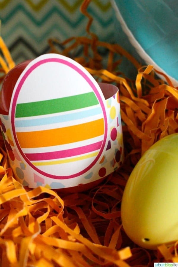 Free Printable Easter Egg Holders designed by UrbanBlissLife for TodaysCreativeBlog.net