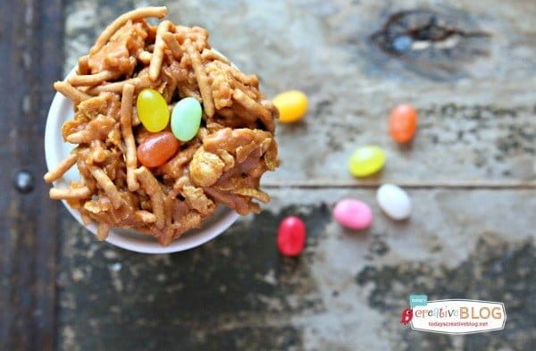 Birds Nest No Bake Easter Cookies | Easter cookies |TodaysCreativeBlog.net