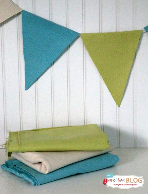 Easy No Sew Fabric Bunting | TodaysCreativeBlog.net