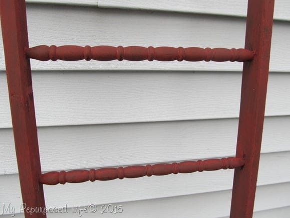 Old Wood Spindles Idea | Blanket Ladder | TodaysCreativeBlog.net