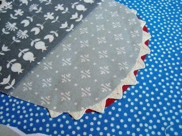 DIY Shark Pillow | TodaysCreativeBlog.net