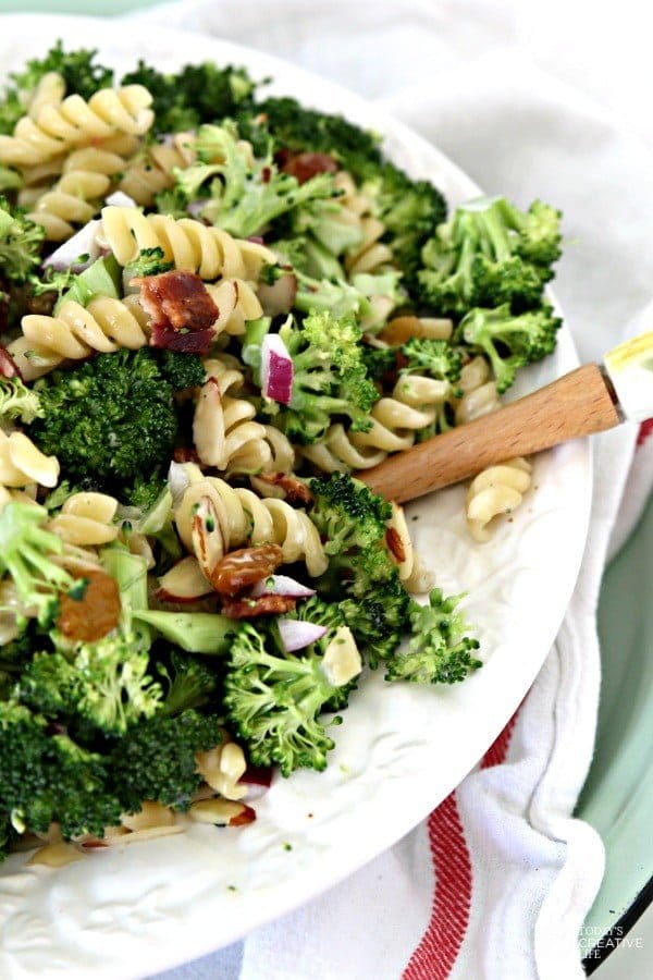 Broccoli Salad with Pasta