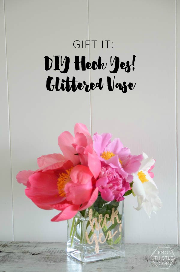 DIY Glittered Vase | Cricut Explore DIY Project | See more creative ideas on TodaysCreativeLife.com