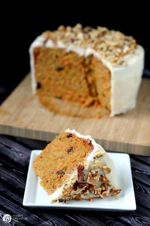 Slow Cooker Carrot Cake with Cream Cheese Frosting Recipe| Yes, you can make cake in your Crock Pot! Slow cooker cakes are never dry and so easy to make! See more Slow Cooker Recipes on TodaysCreativeLife.com