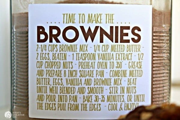 Brownie BETTER THAN BOX Mix | Never run out of brownie mix again! Make your own brownie mix for making brownies anytime. Use 2 1/4 cups for the perfect recipe! Free printable label, which makes it easy for homemade gift ideas | See the recipe on TodaysCreativeLife.com