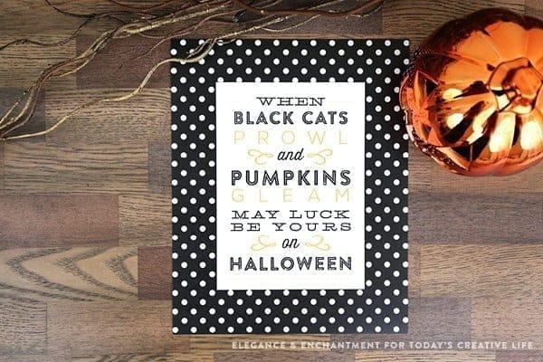 Free Printable Halloween Prints and Signs designed by Elegance and Enchantment for TodaysCreativeLife.com | Easy decorating ideas for Halloween. Find your free download on TodaysCreativeLIfe.com