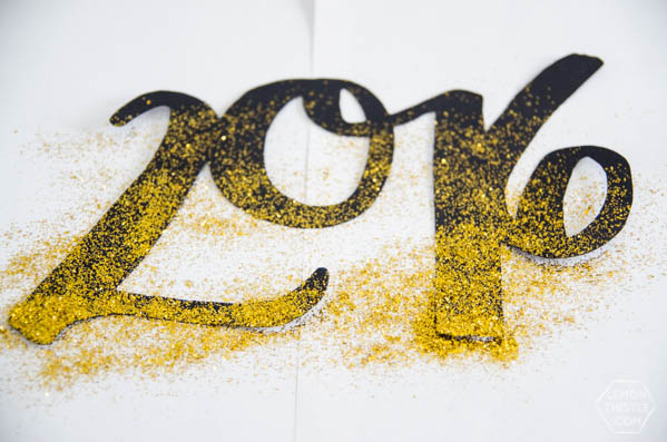 DIY 2016 Cake and Drink Toppers by LemonThistle for TodaysCreativeLife.com | Ring in the new year with glitter and your Cricut Explore! See the full tutorial on TodaysCreativeLife.com