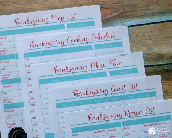 Thanksgiving Prep Printables | Get organized for your holiday dinner with these 5 free printables. Thanksgiving Cooking Schedule, Thanksgiving Menu Plan, Thanksgiving Guest List, Thanksgiving Recipe List. Get your free printables on TodaysCreativeLife.com