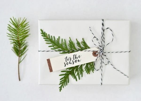 DIY Holiday Gift Tags | Today's Creative Life